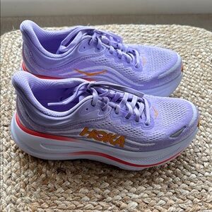 Hoka Bondi 9 - Aster Flower/Starlight Glow